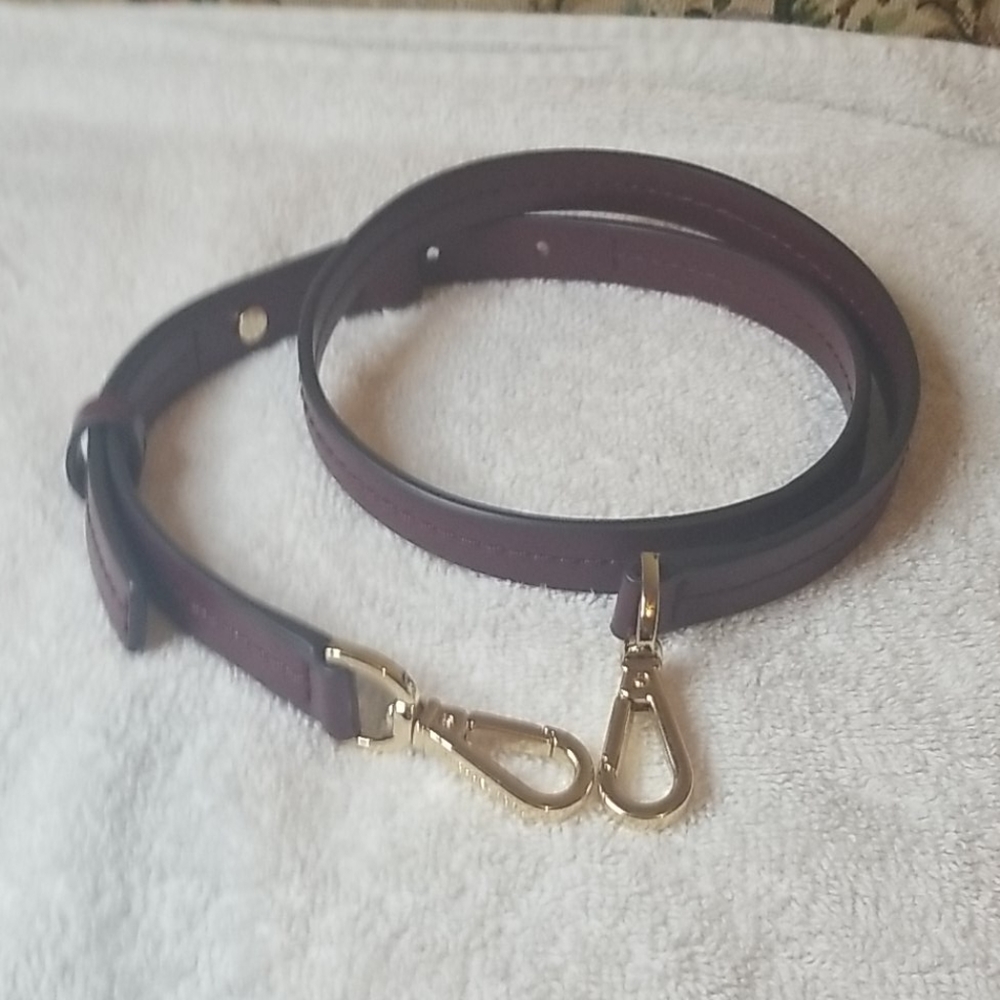 MICHAEL KORS STRAP PURSE